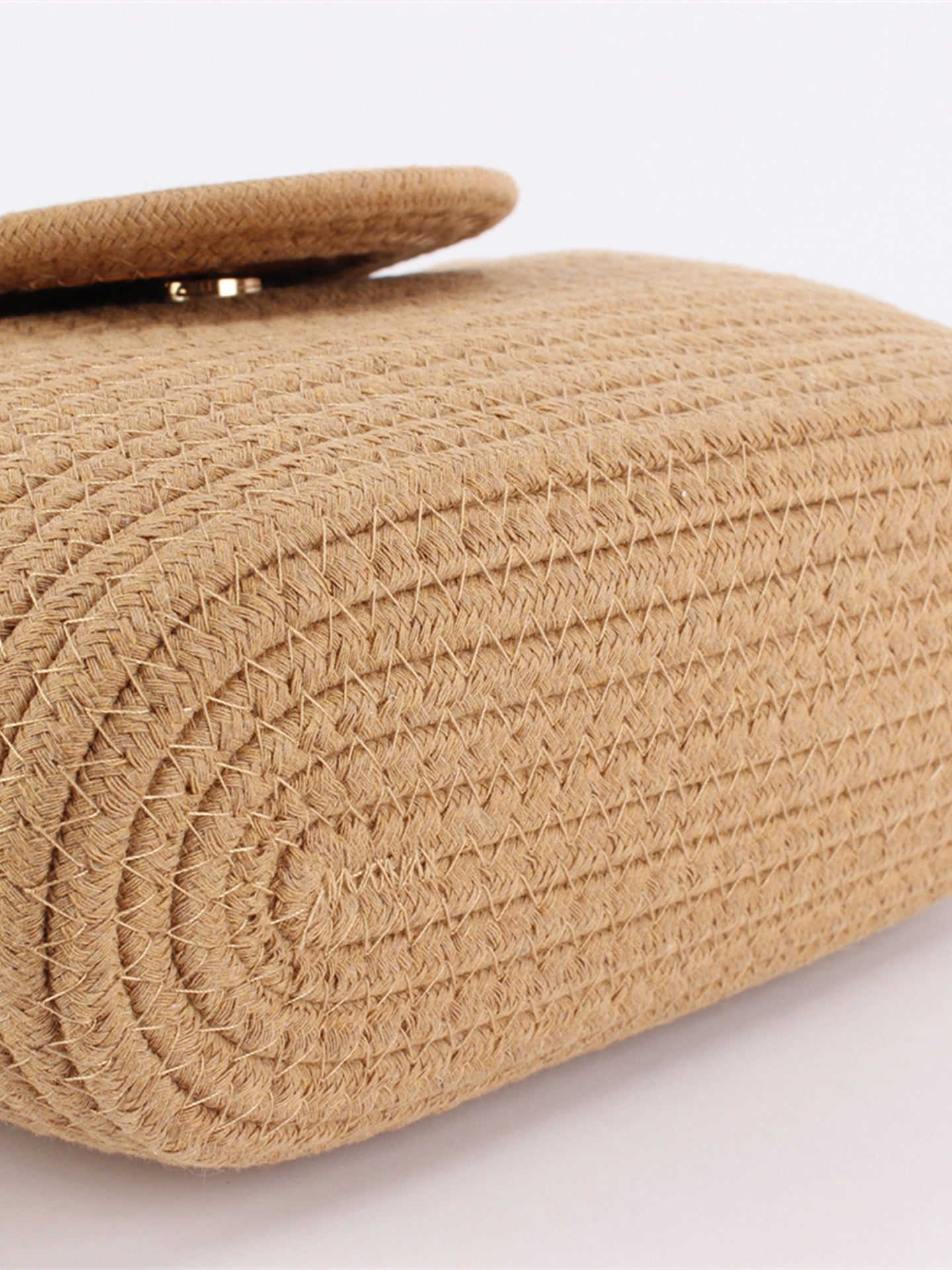 Riviera Marine — Panier corde camel, rabat cuir & perle