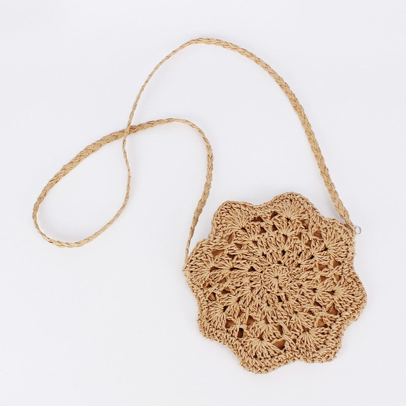 Bohème Pompon — Mini sac rond crochet fleur, bandoulière cordon