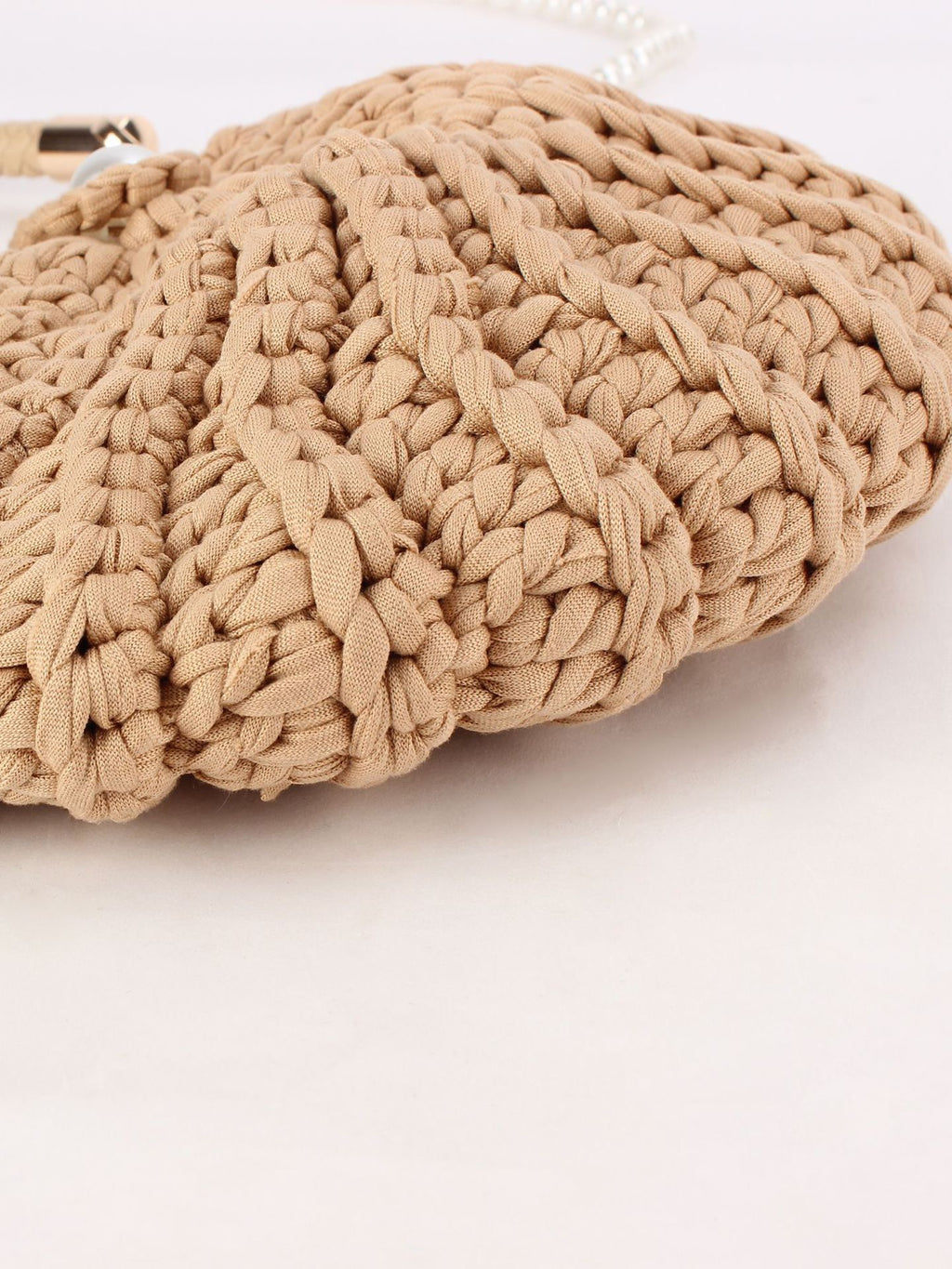 Nordique — Sac coquillage crochet chunky, anse perles & top-handle