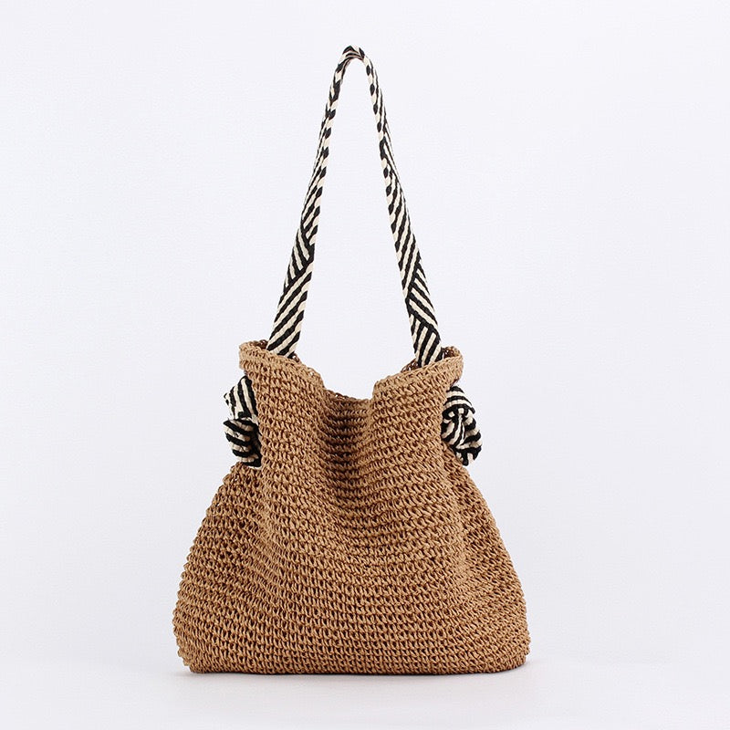 Nomade — Cabas au crochet camel, anse jacquard rayée