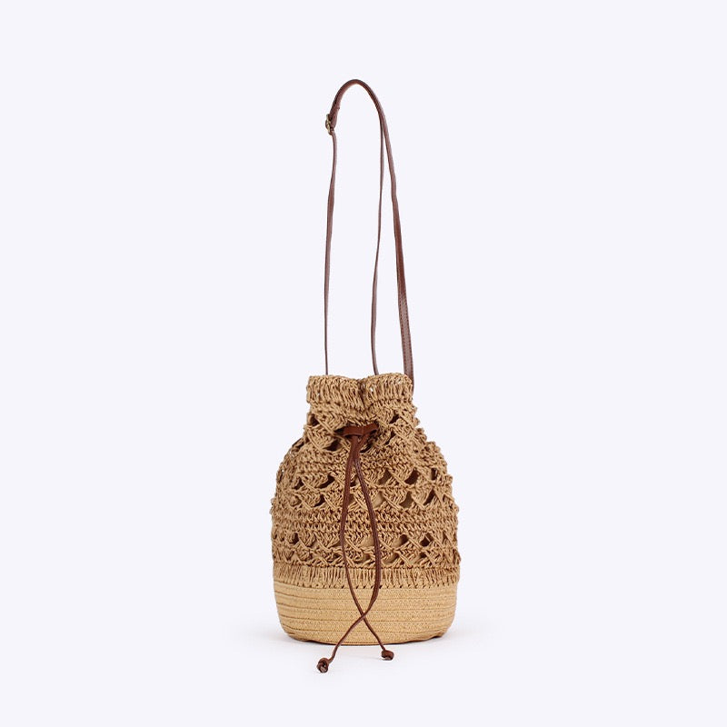Rivage — Sac seau au crochet, anse cuir réglable
