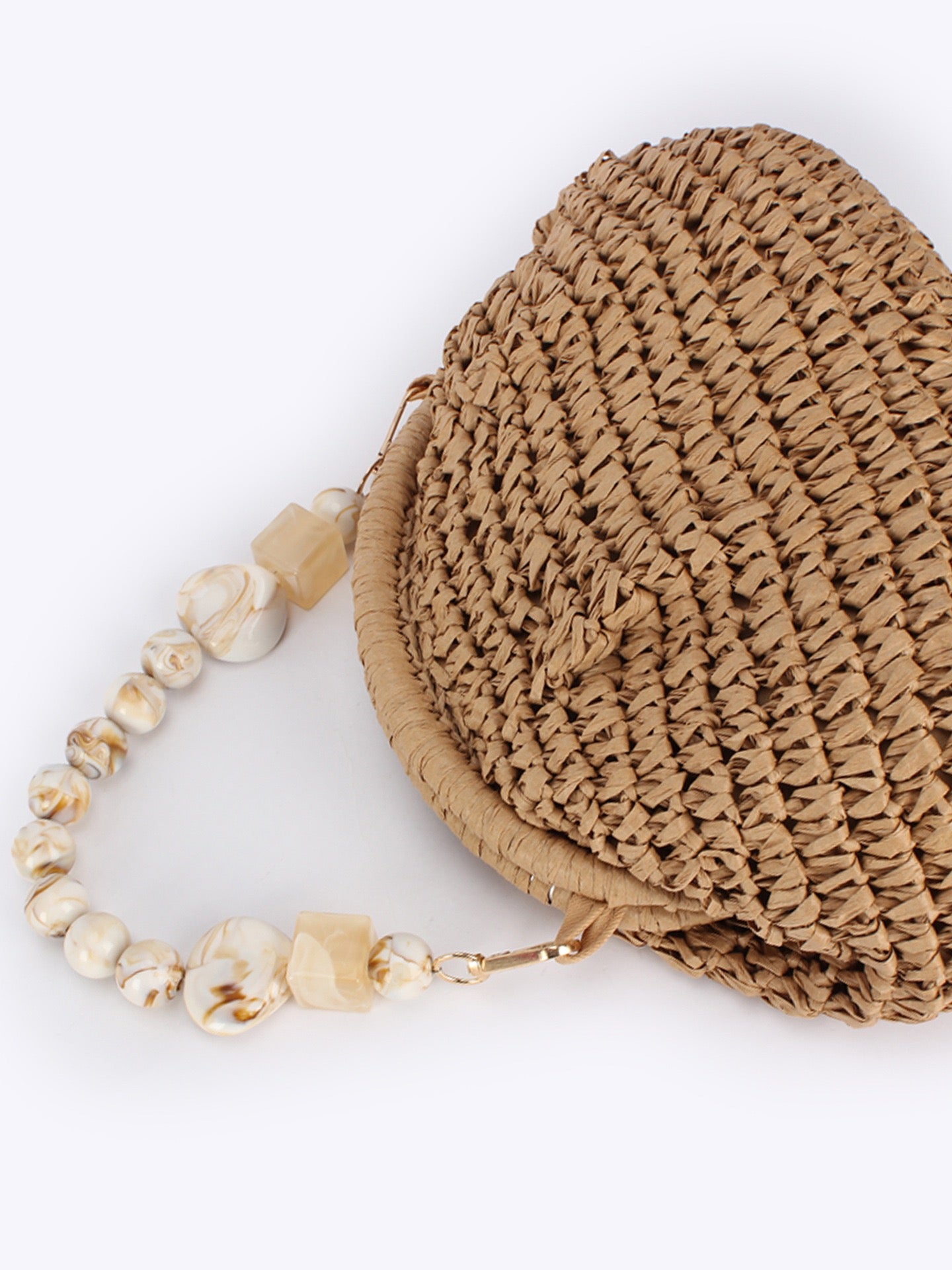 Bohème — Pochette croissant au crochet, anse perles marbrées